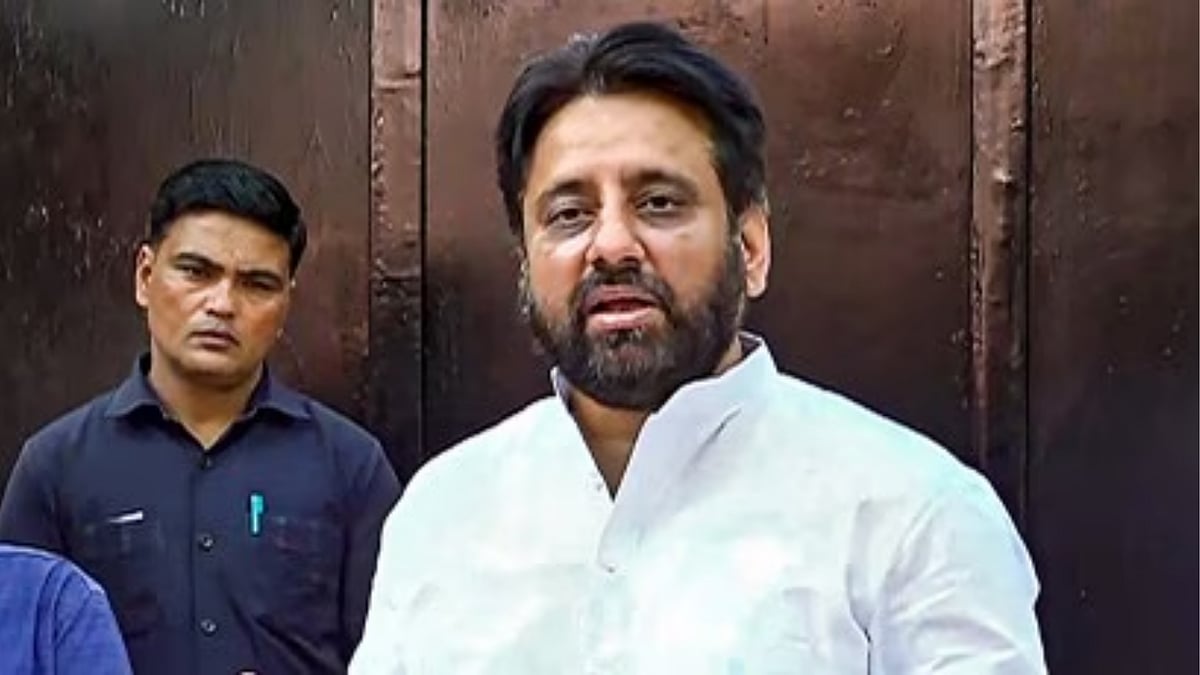 | Photo: PTI : ED Arrests AAP MLA Amanatullah Khan 